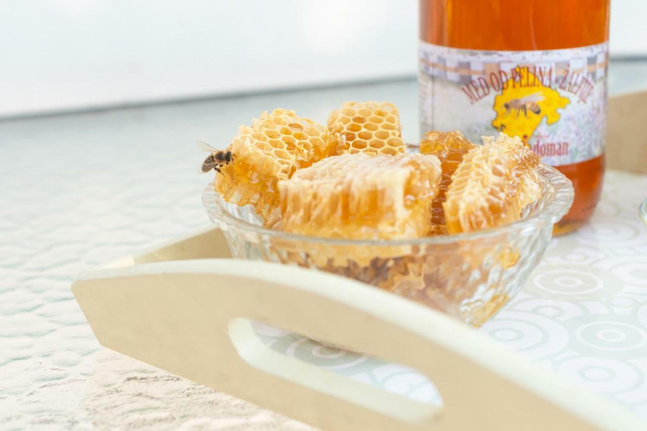 וירפזאר Honey Farm House מראה חיצוני תמונה
